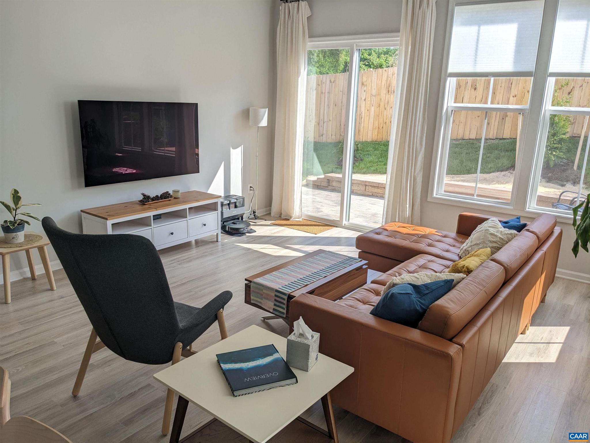 SPRING HILL - Residential Lease