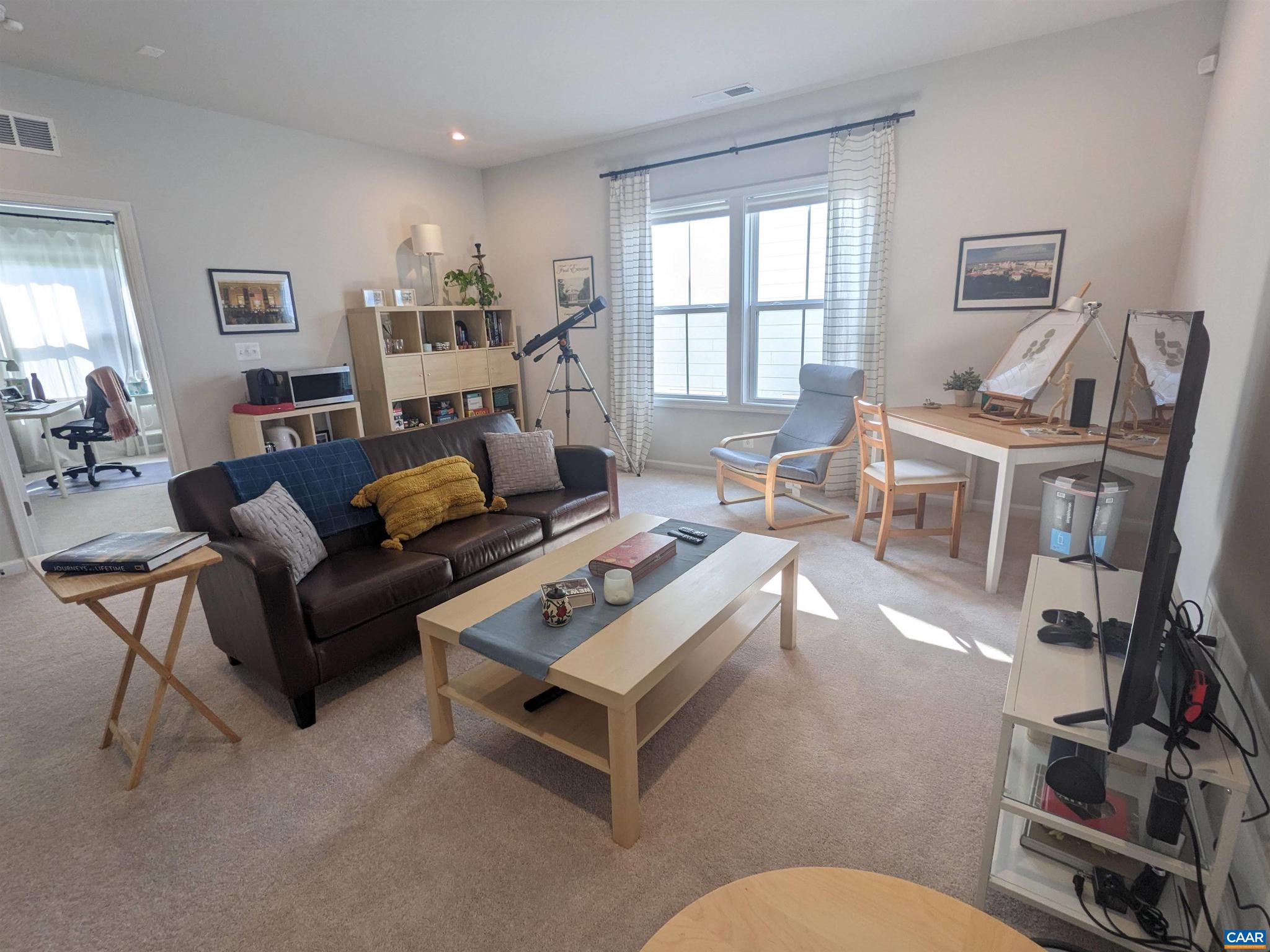 SPRING HILL - Residential Lease