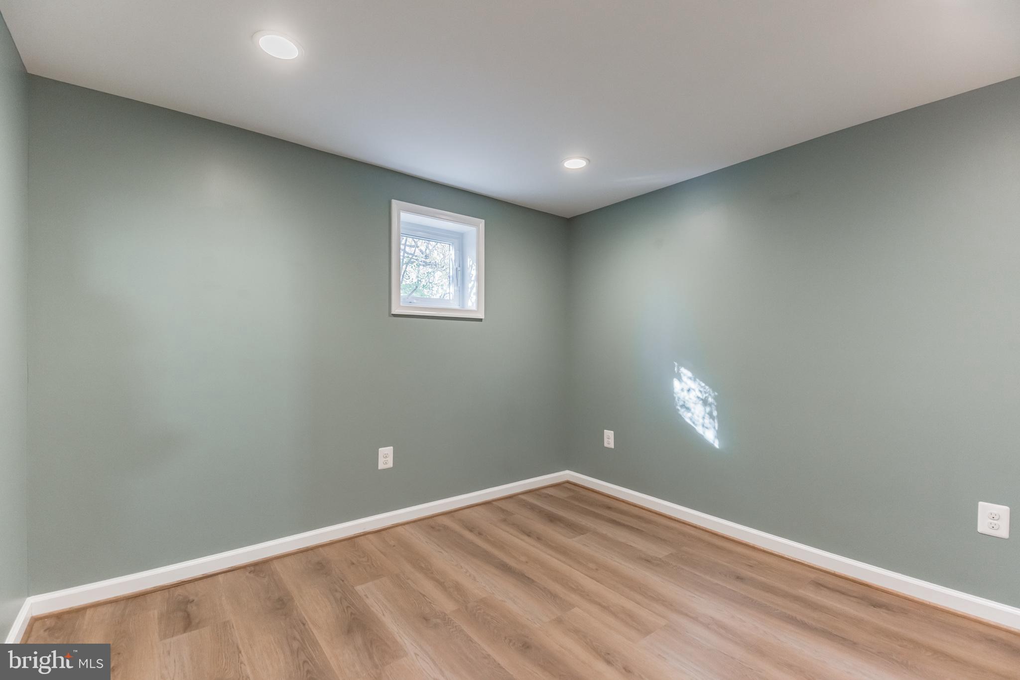 SUNNY RIDGE ESTATES - Residential