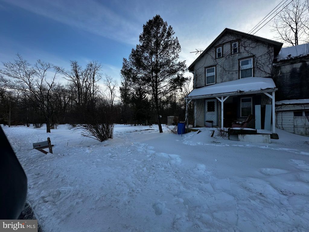 Photo of 40 Forrest Road, HONEY BROOK, PA 19344 (MLS # PACT2116858)