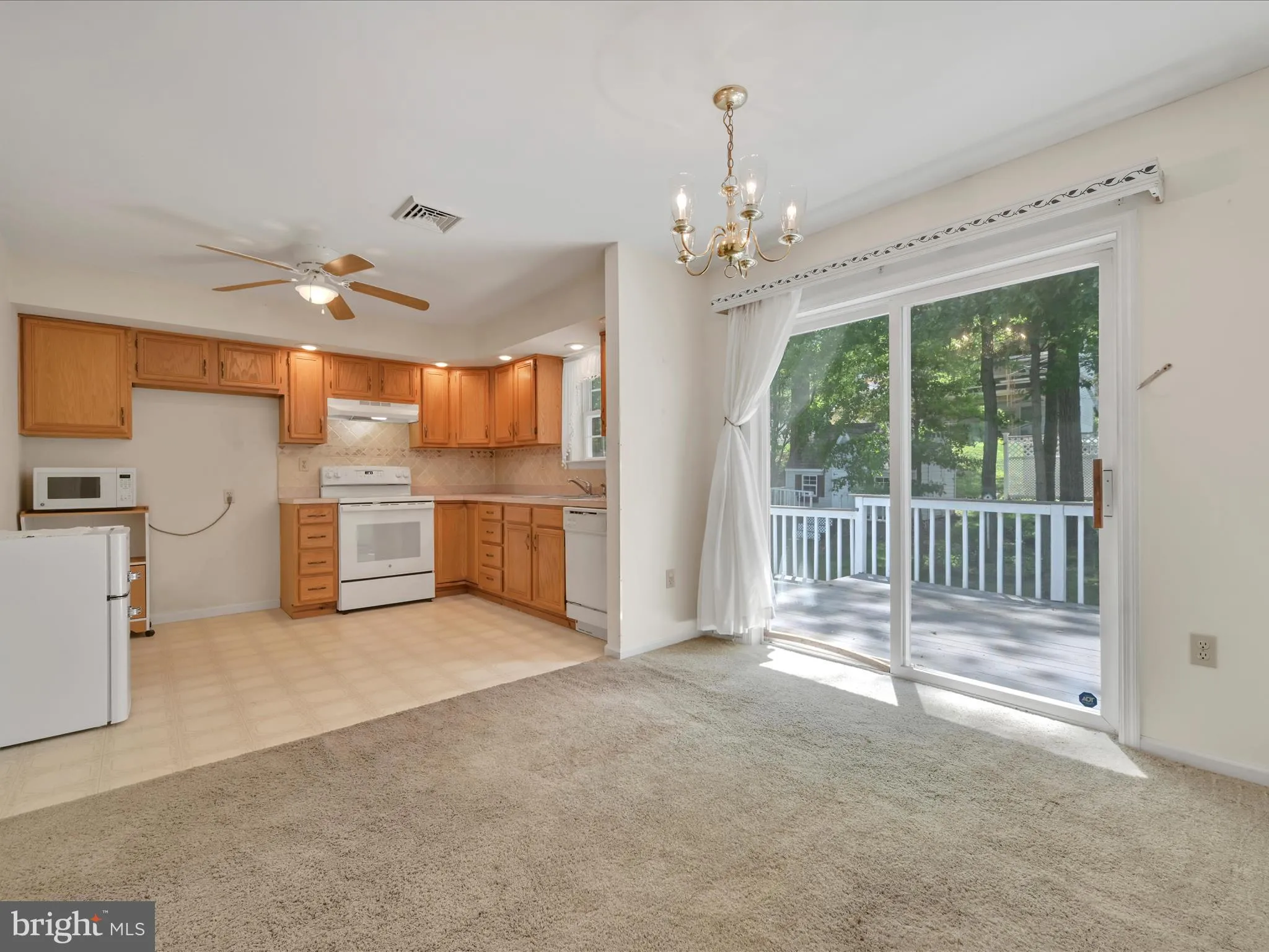 Auburn, Pennsylvania 17922, United States, 3 Bedrooms Bedrooms, ,2 BathroomsBathrooms,Residential,Active,155542