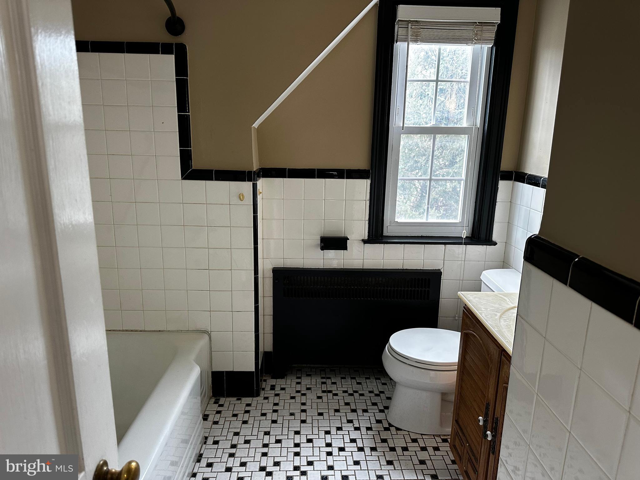 HAVERTOWN - Residential