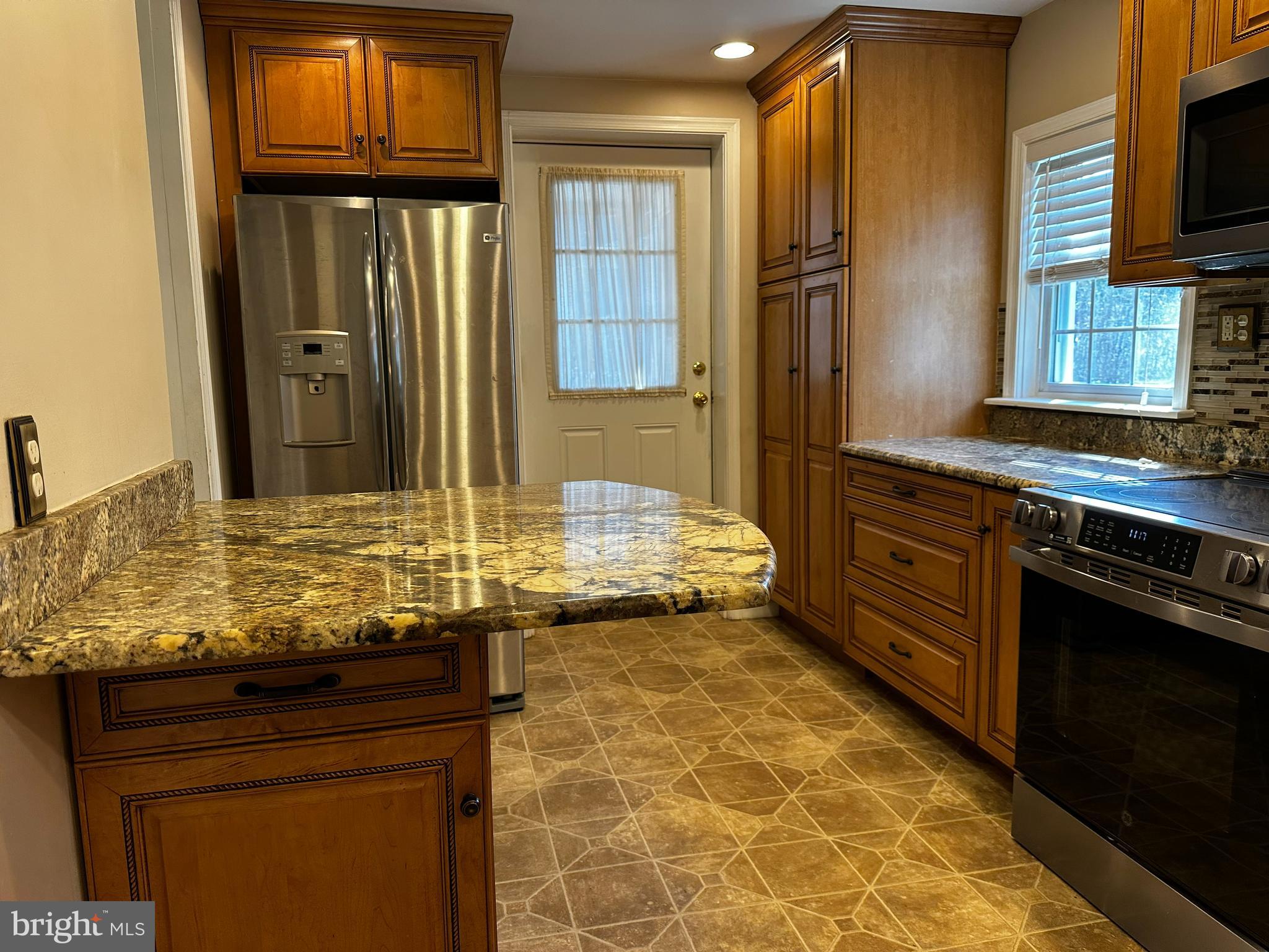 HAVERTOWN - Residential