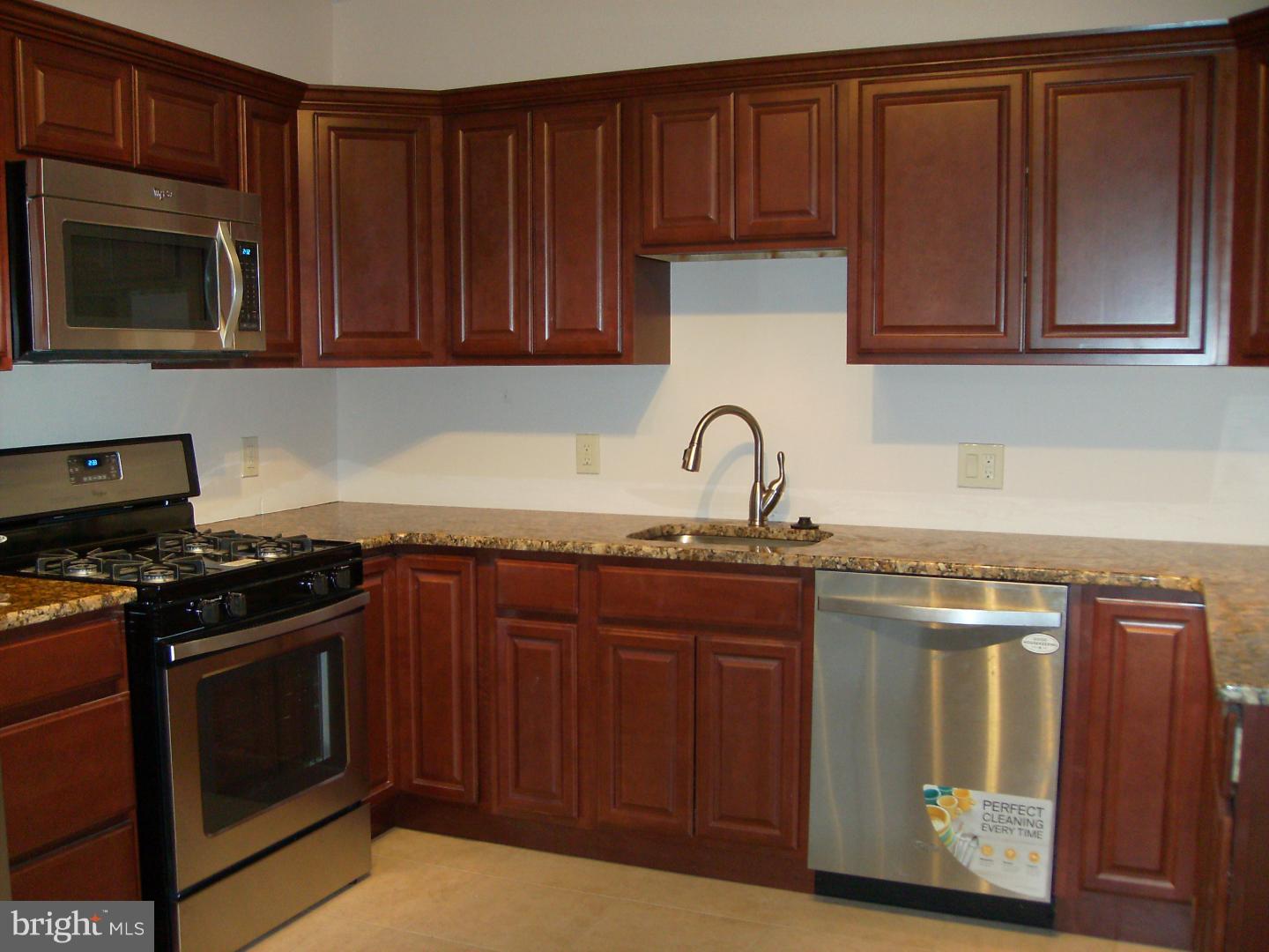 BUSTLETON - Residential