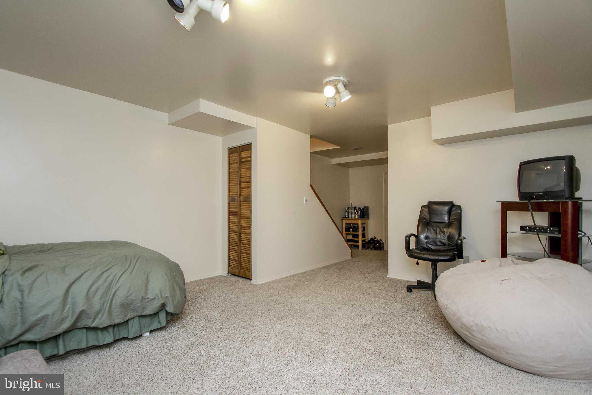 MARBLE HILL - Residential