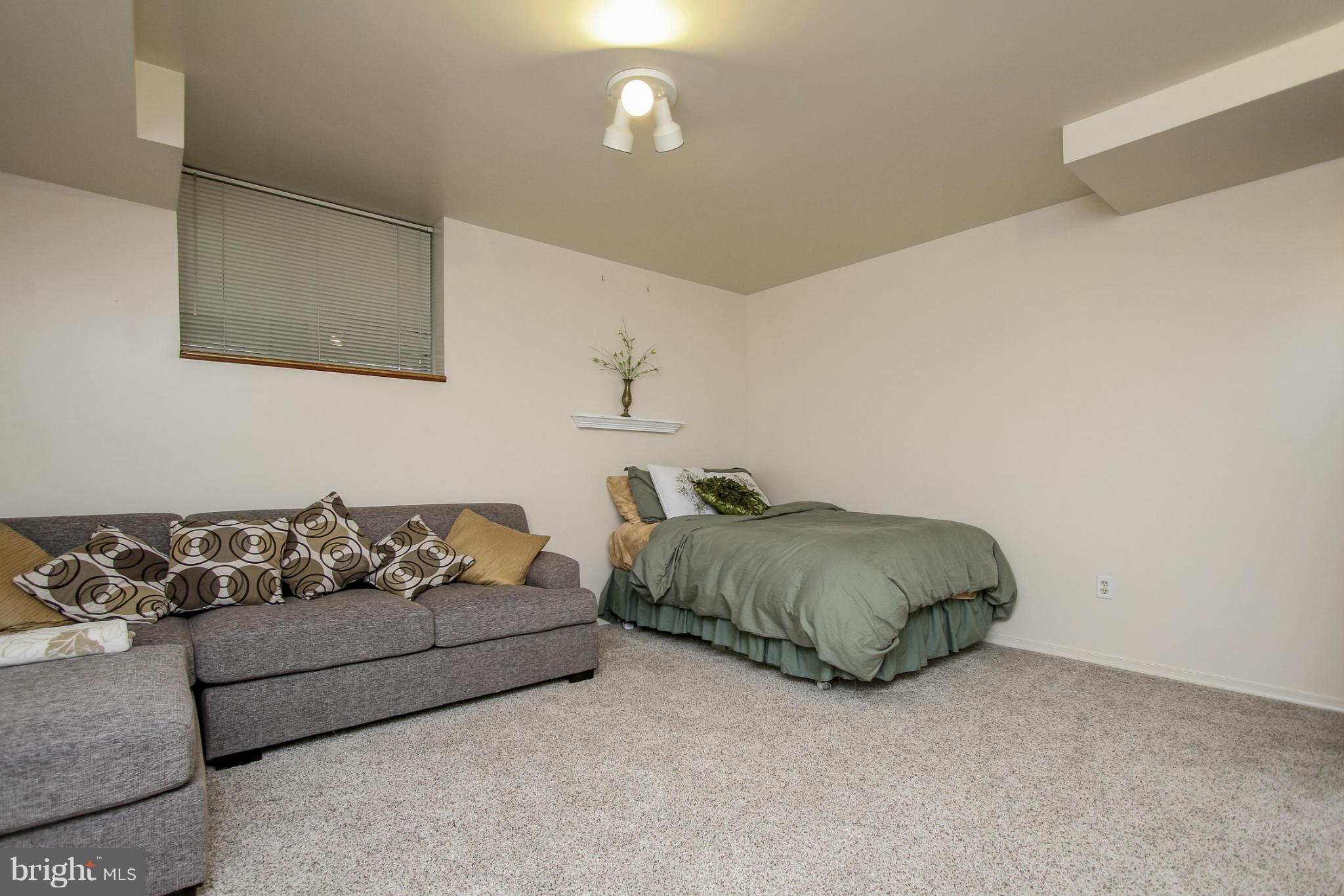 MARBLE HILL - Residential