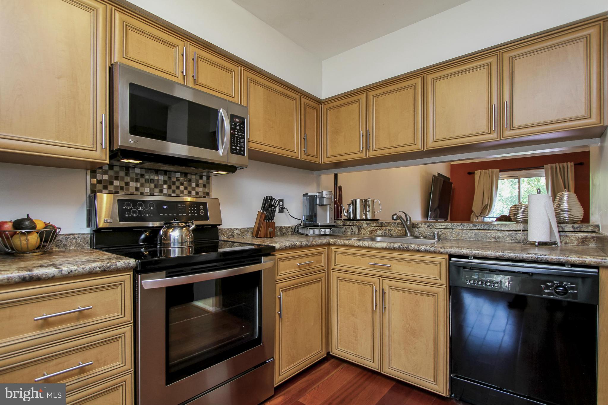 MARBLE HILL - Residential