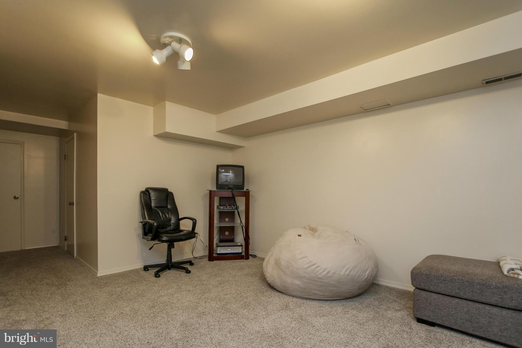 MARBLE HILL - Residential