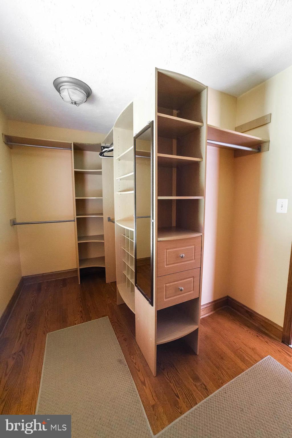 SAINT JAMES - Residential