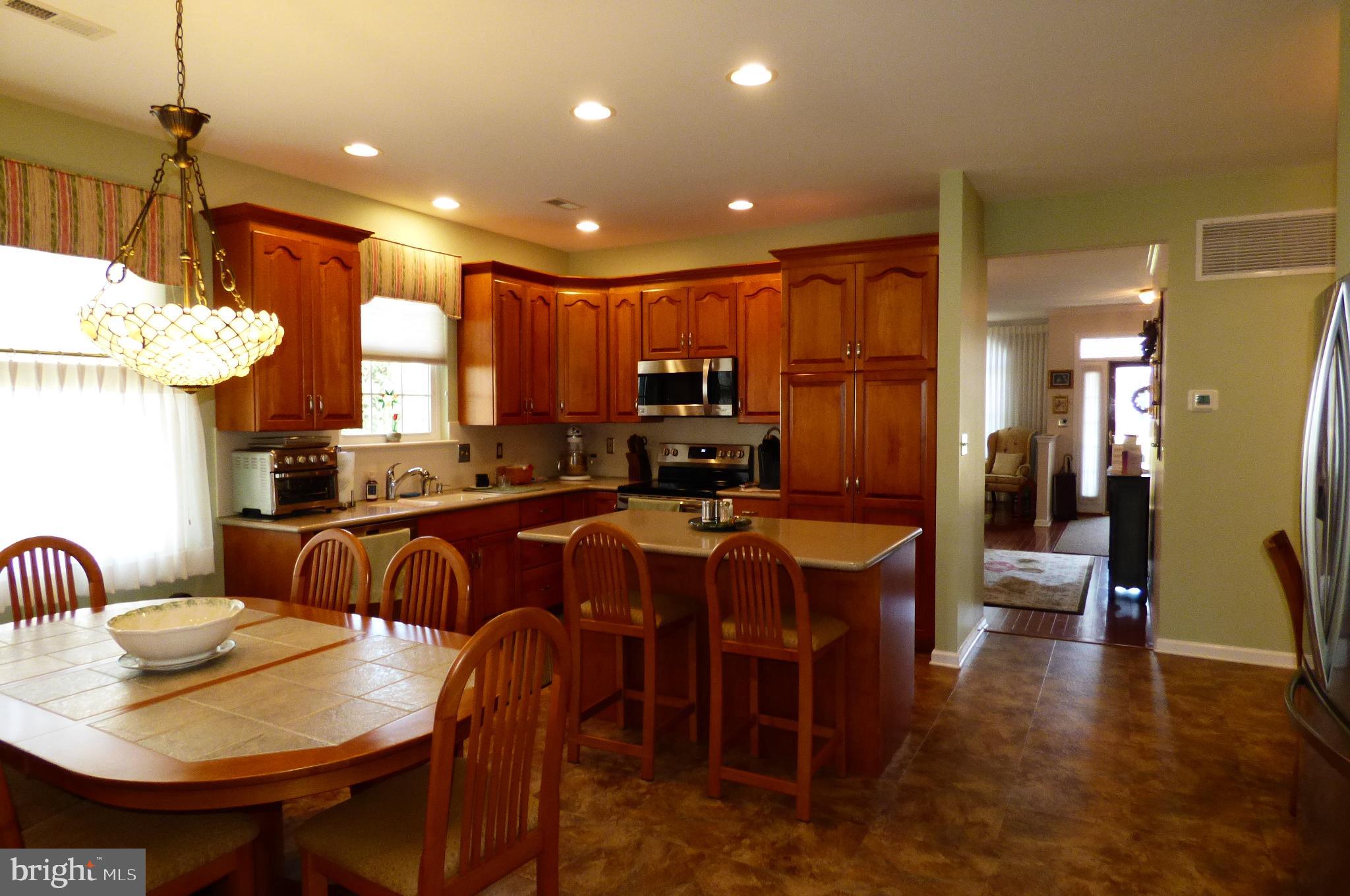 KINGSFIELD - Residential