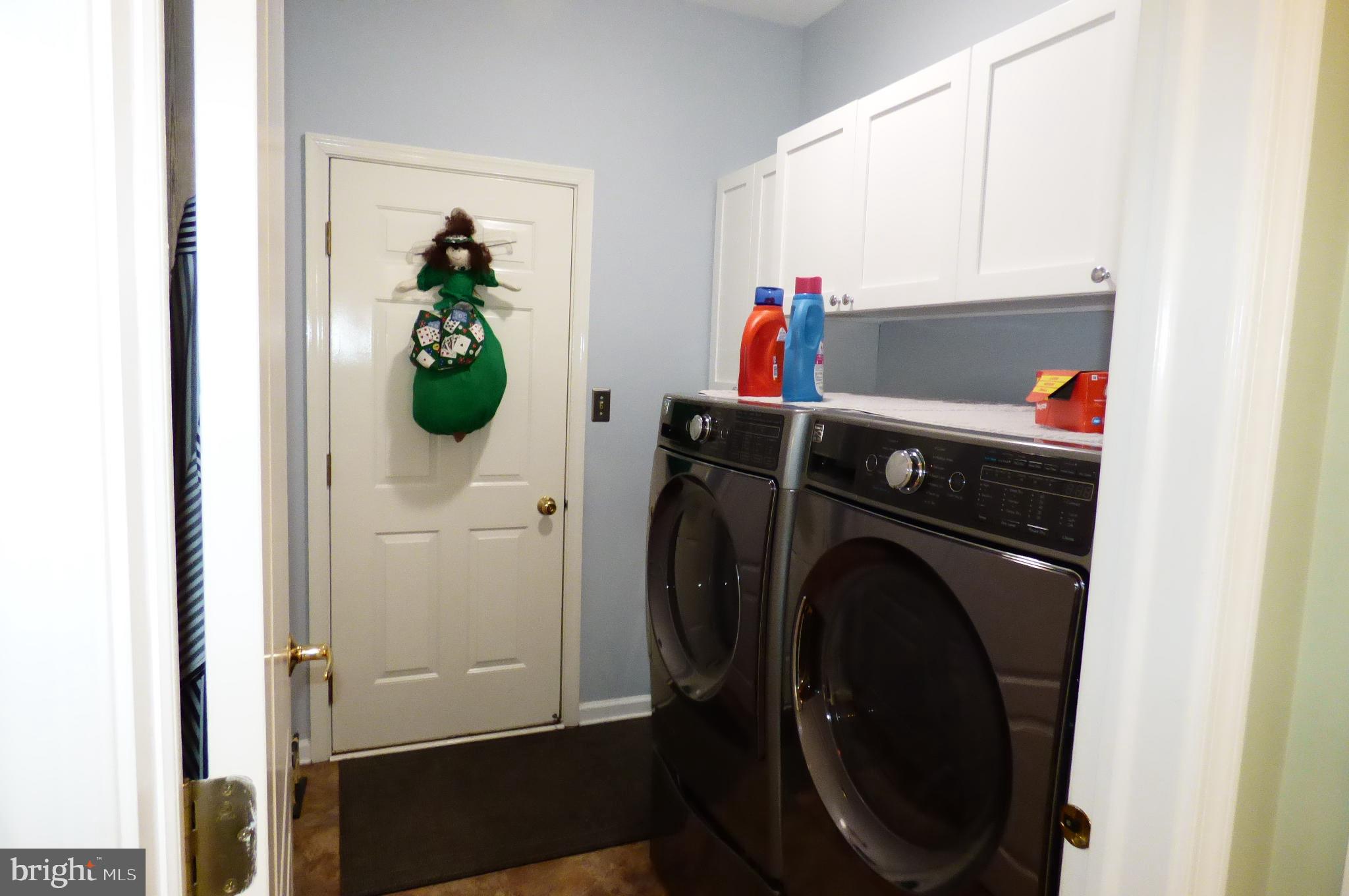 KINGSFIELD - Residential