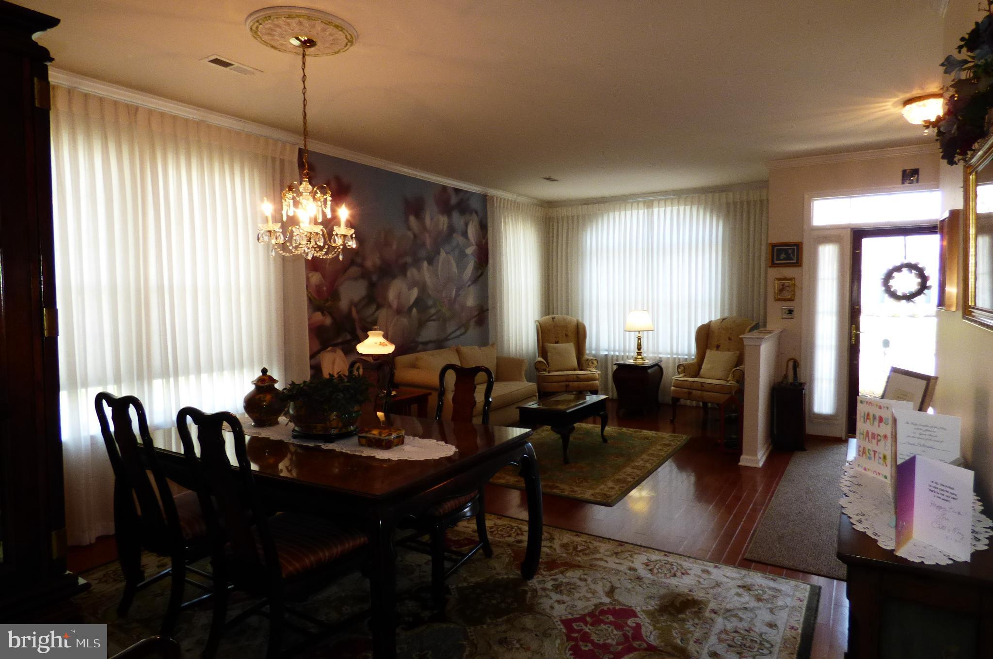 KINGSFIELD - Residential