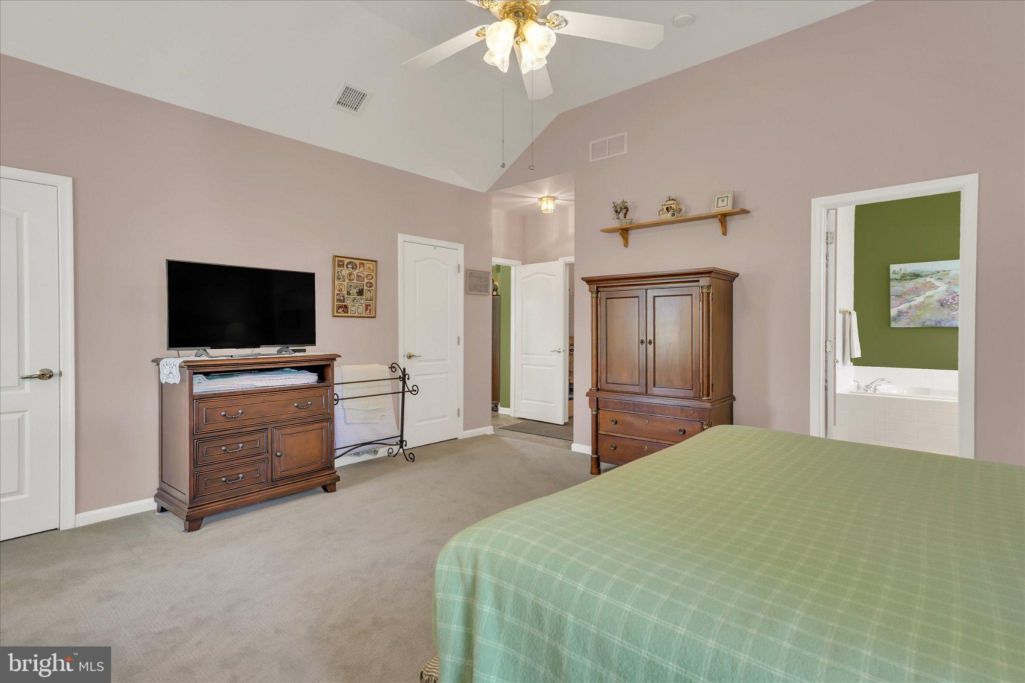 KINGSFIELD - Residential