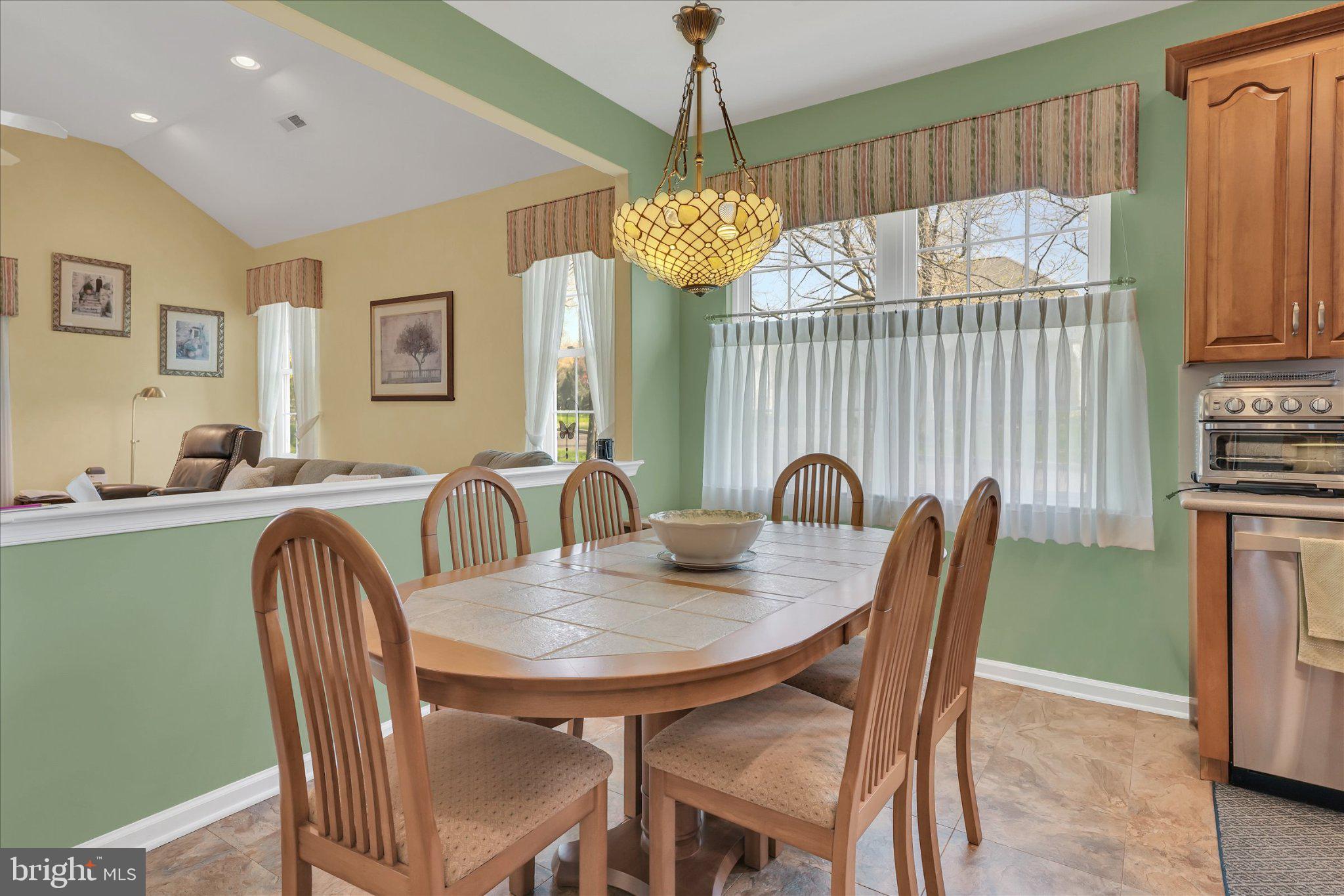 KINGSFIELD - Residential