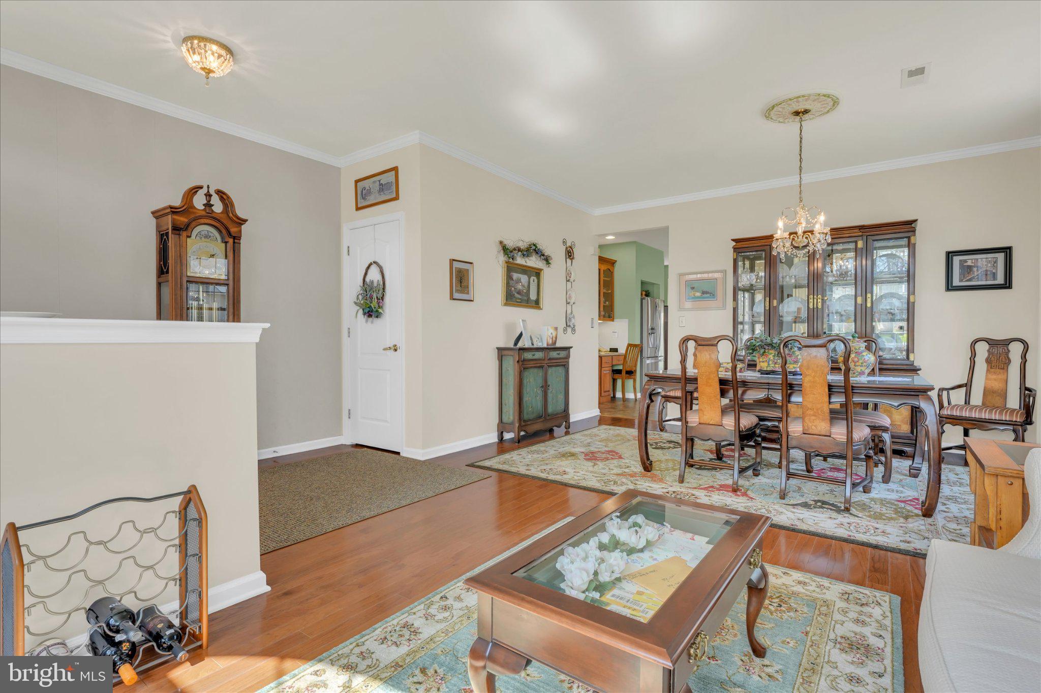 KINGSFIELD - Residential