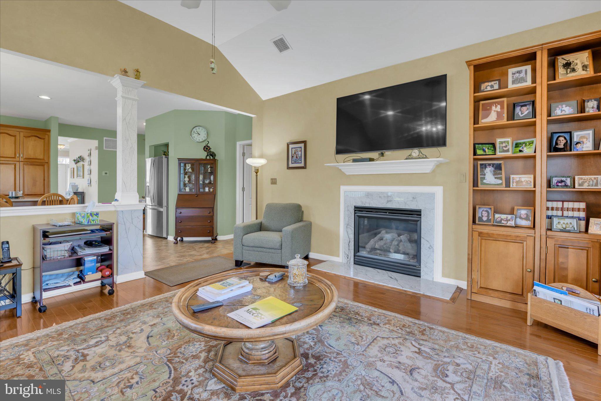 KINGSFIELD - Residential