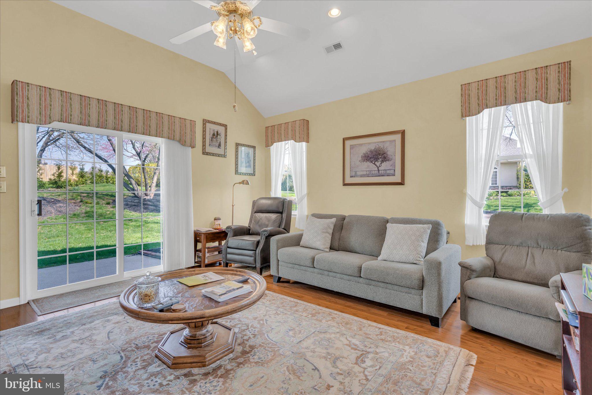 KINGSFIELD - Residential