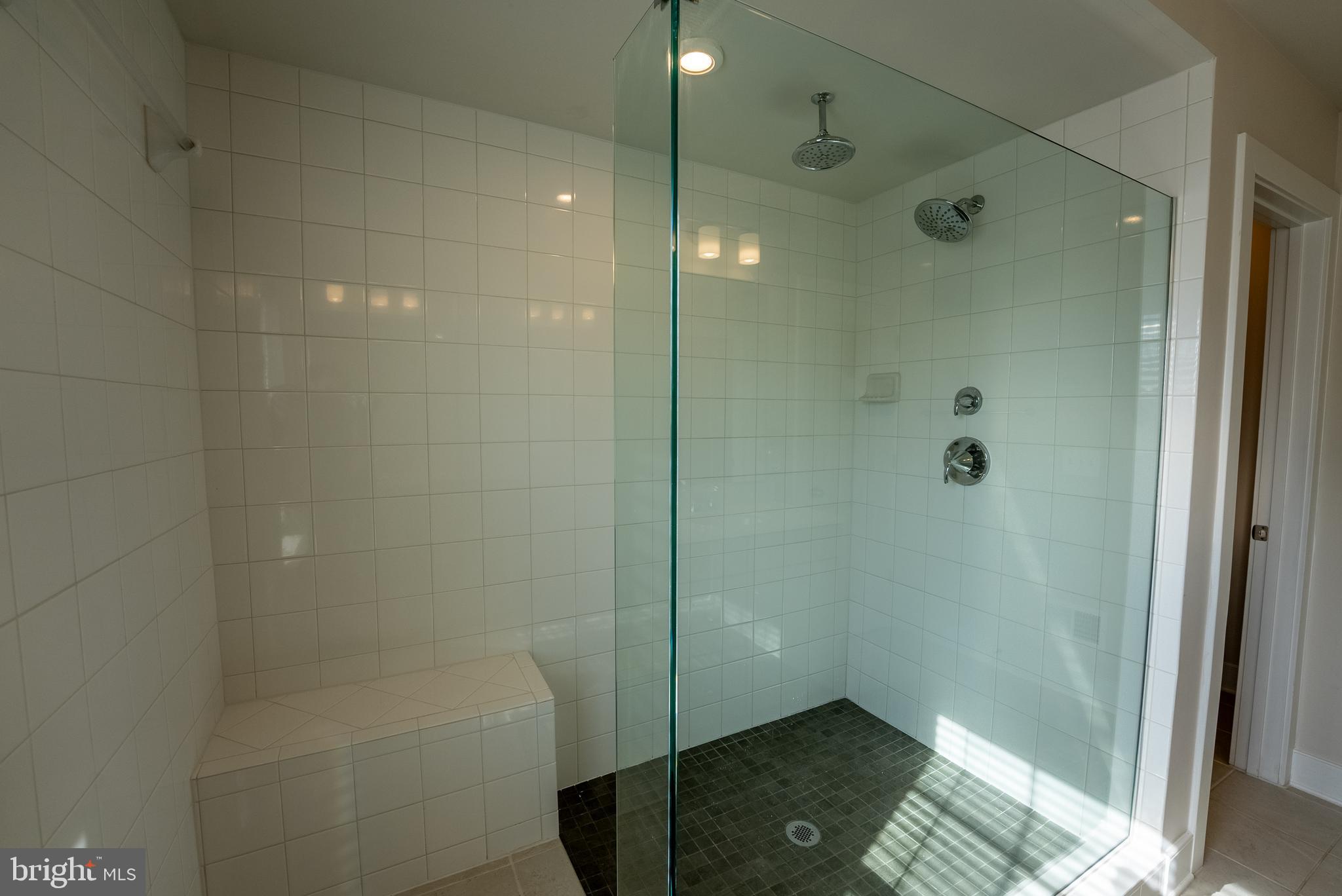 POTOMAC SHORES - Residential Lease