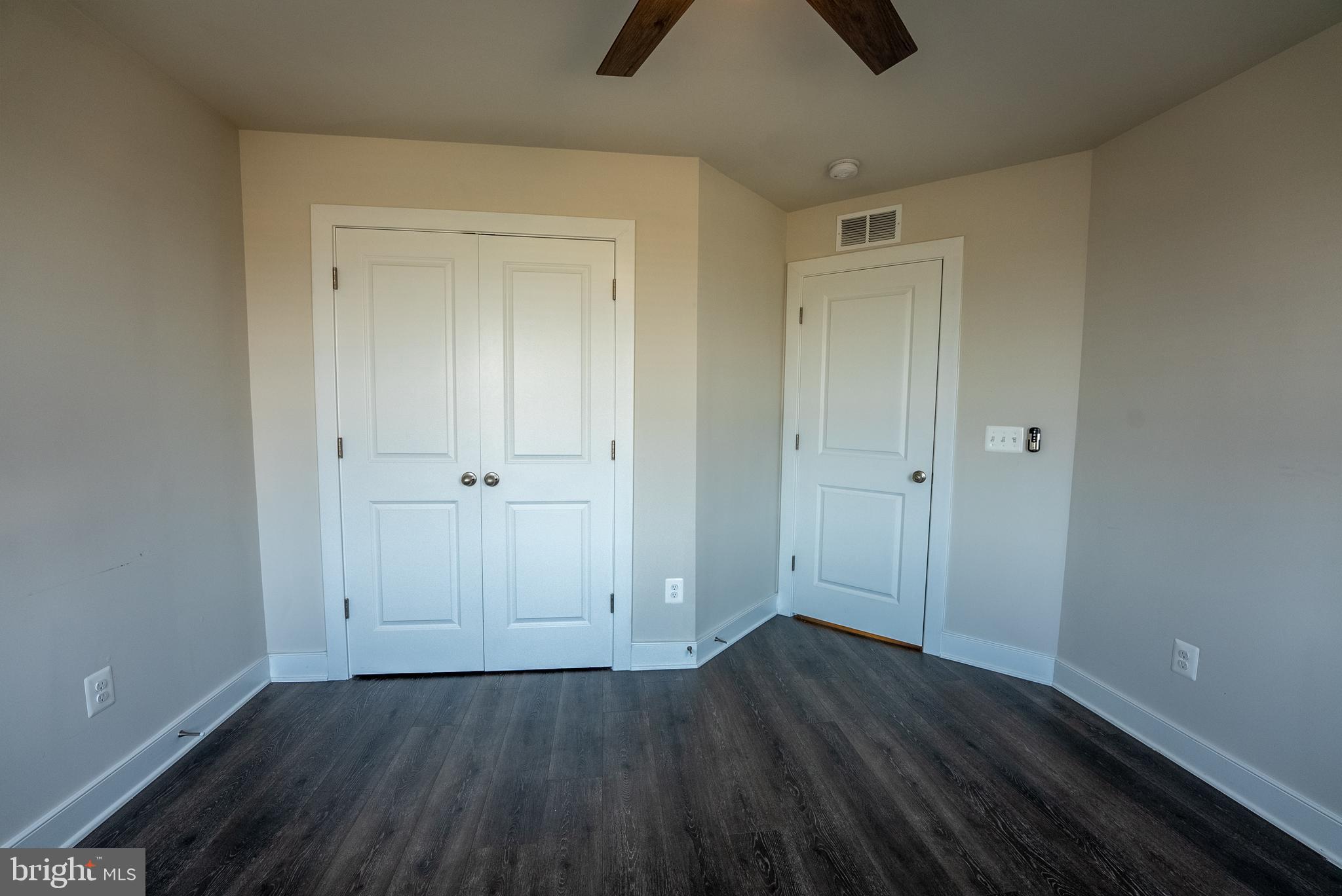 POTOMAC SHORES - Residential Lease