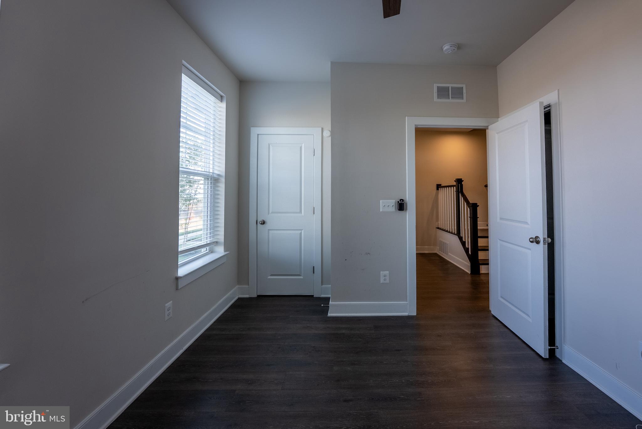 POTOMAC SHORES - Residential Lease