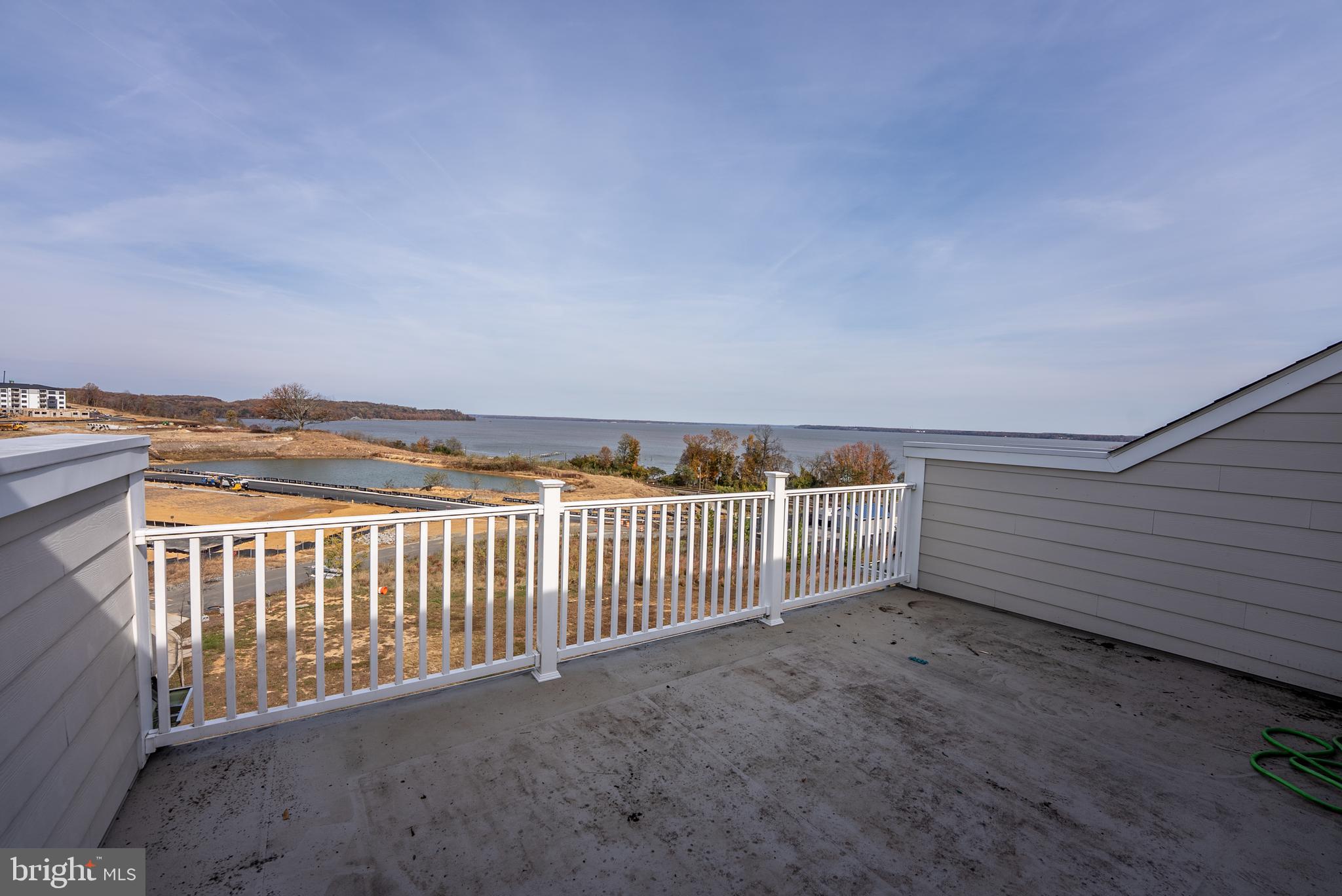 POTOMAC SHORES - Residential Lease