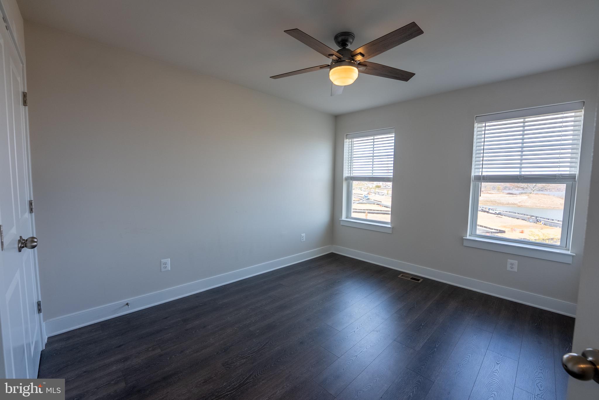 POTOMAC SHORES - Residential Lease