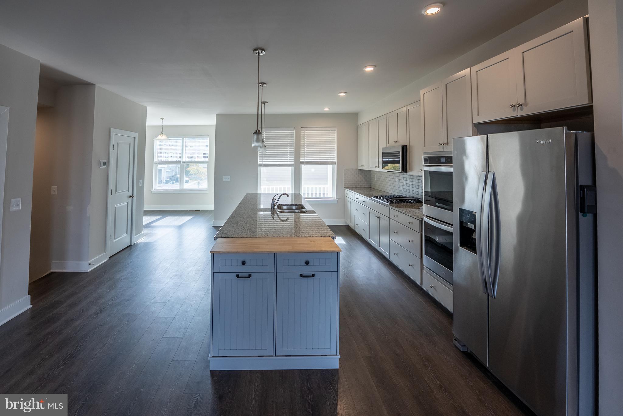 POTOMAC SHORES - Residential Lease