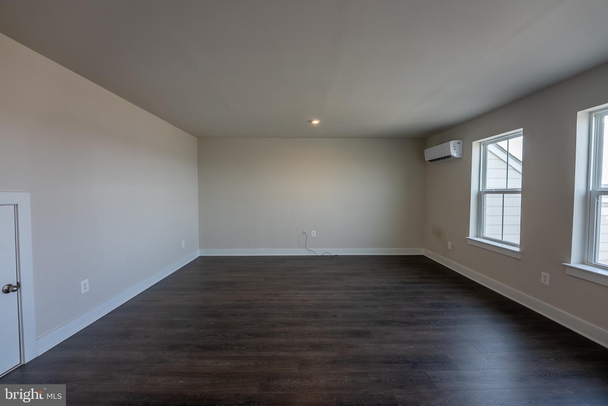 POTOMAC SHORES - Residential Lease