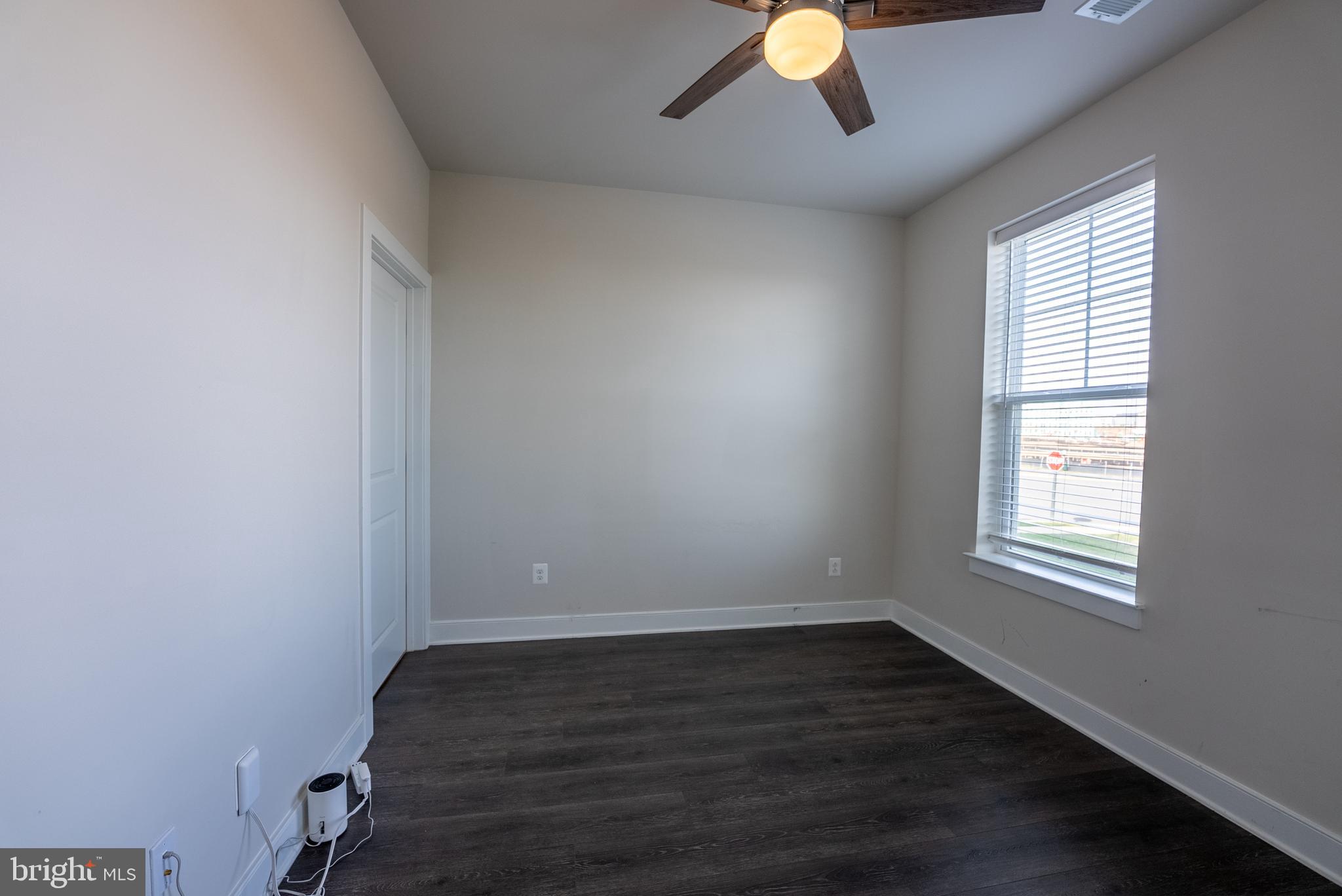 POTOMAC SHORES - Residential Lease