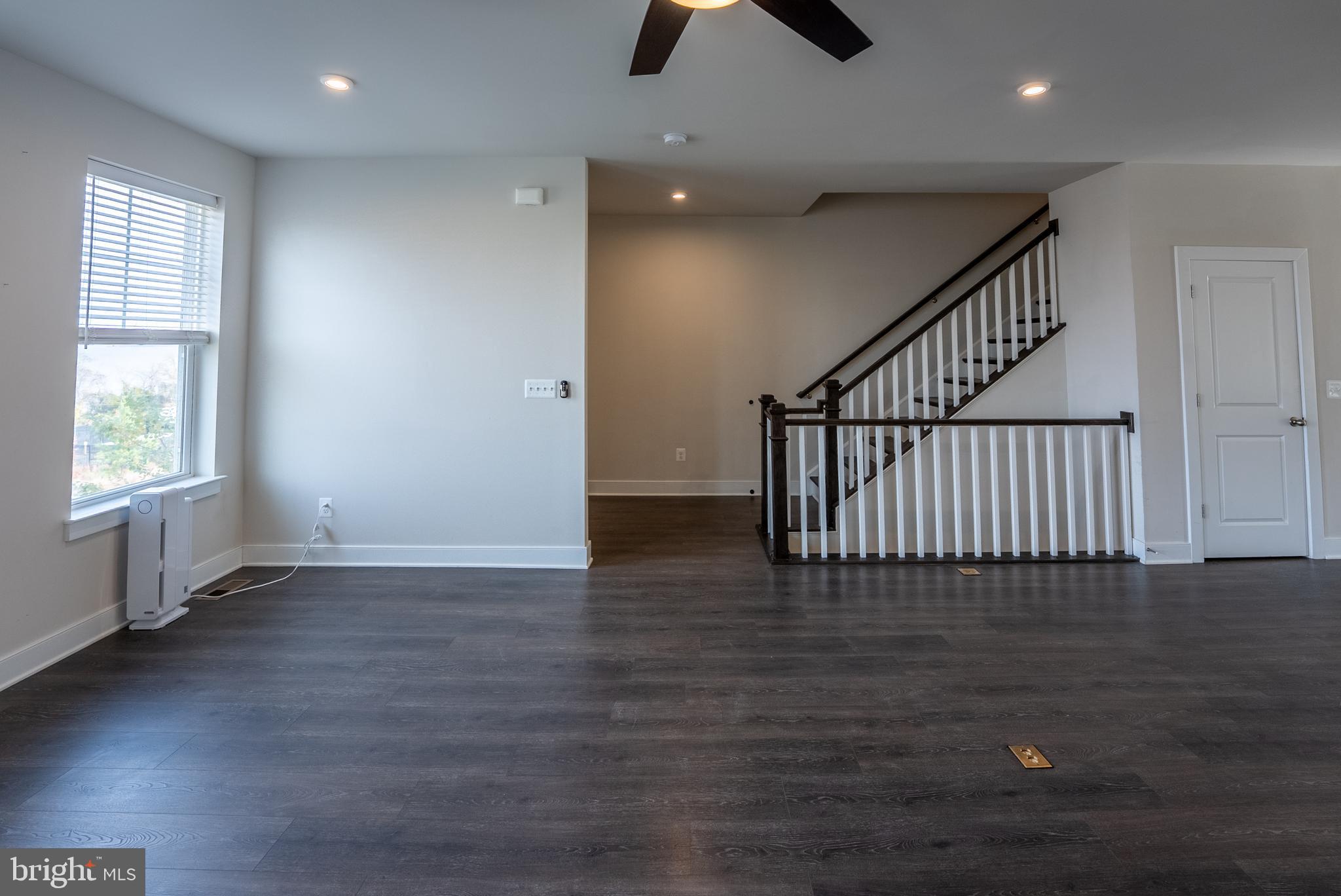 POTOMAC SHORES - Residential Lease