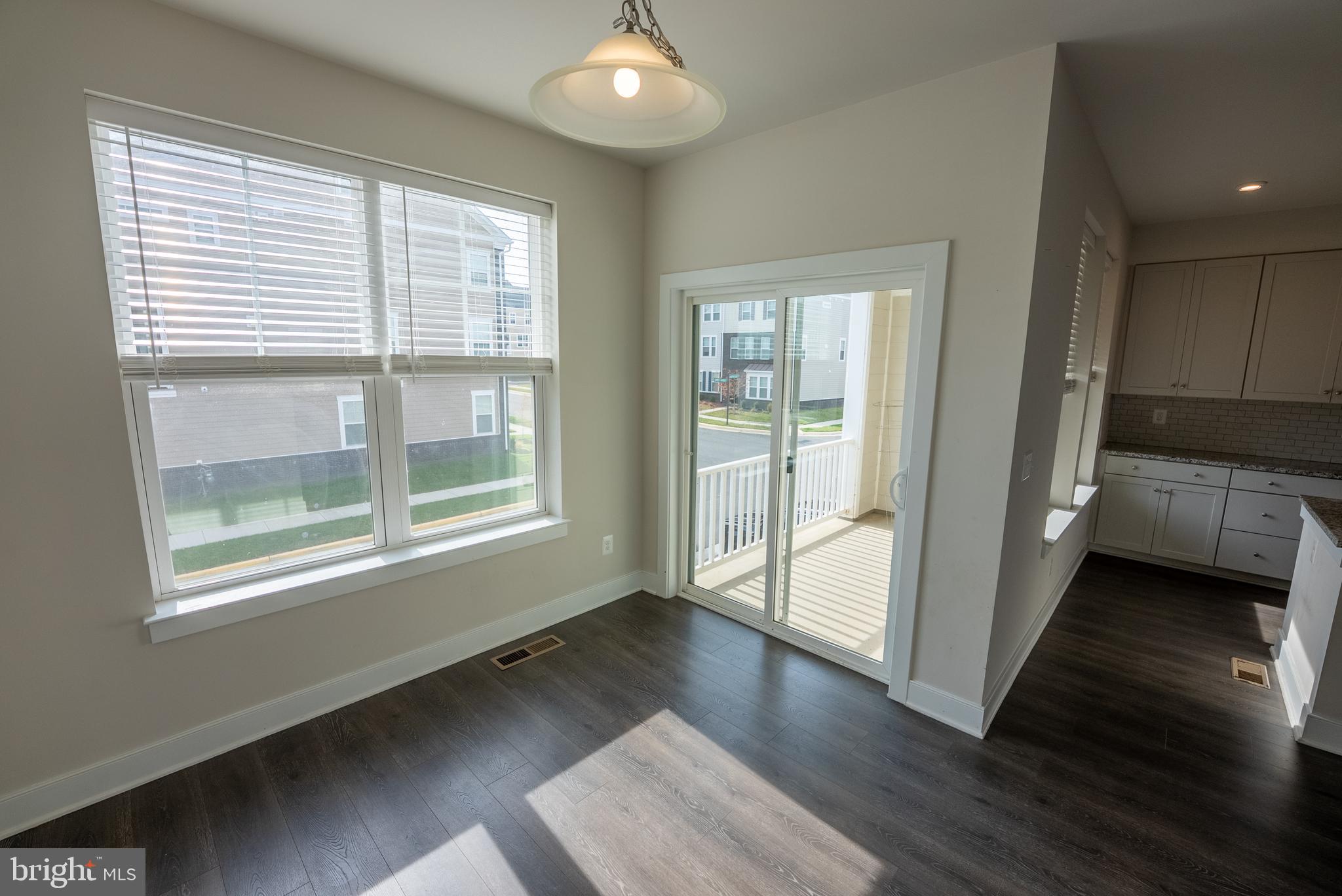 POTOMAC SHORES - Residential Lease