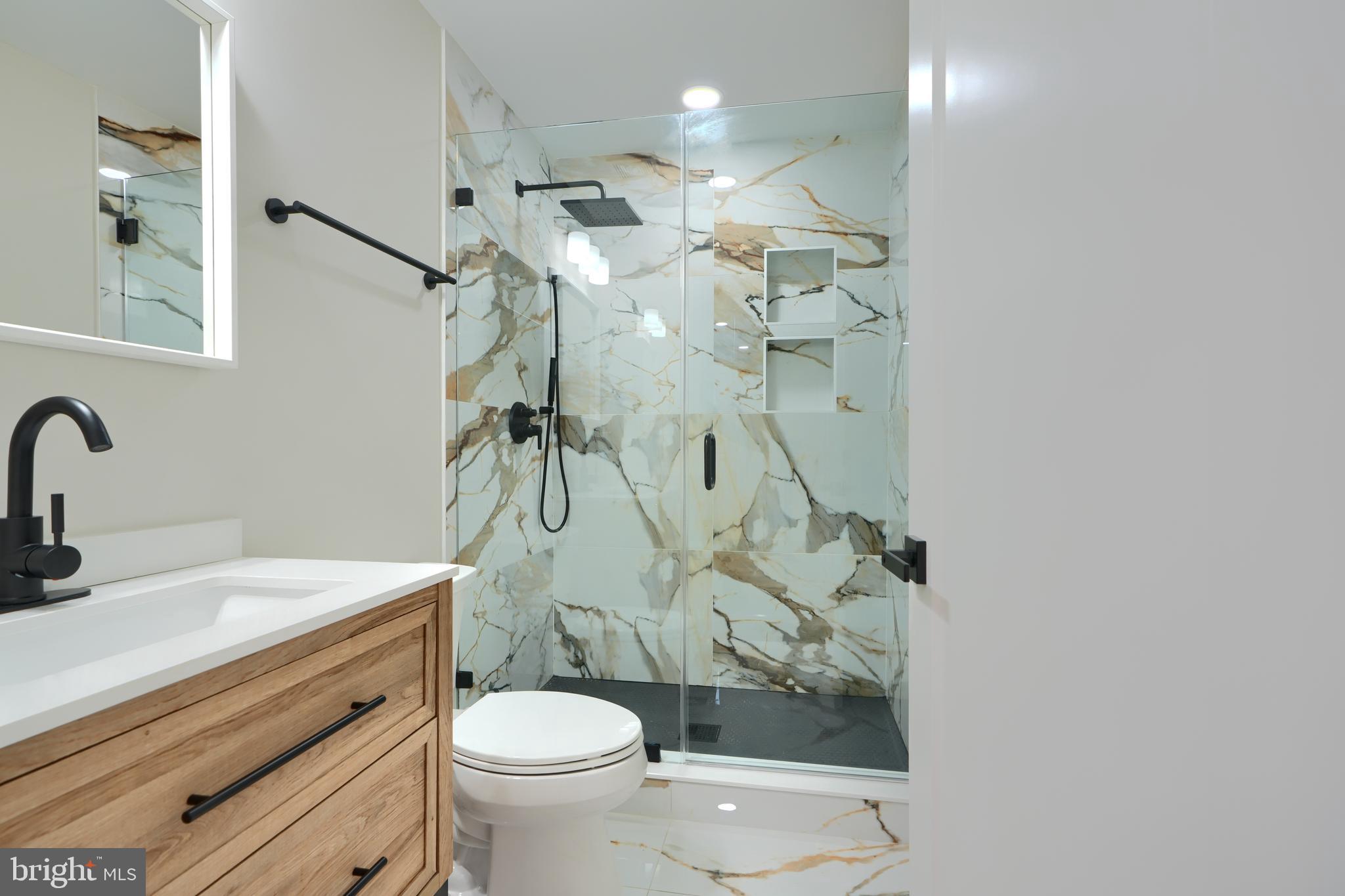 YORK MANOR - Residential