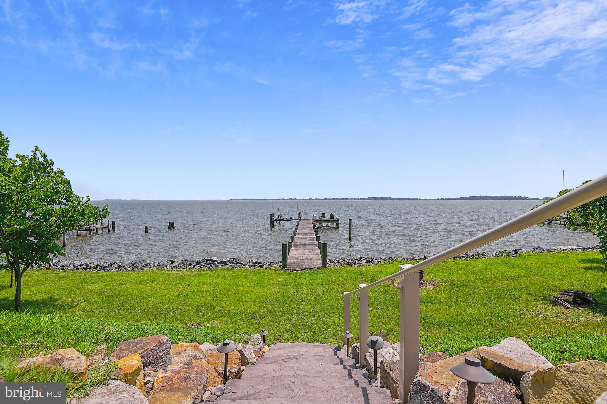 BARRISON POINT - Residential