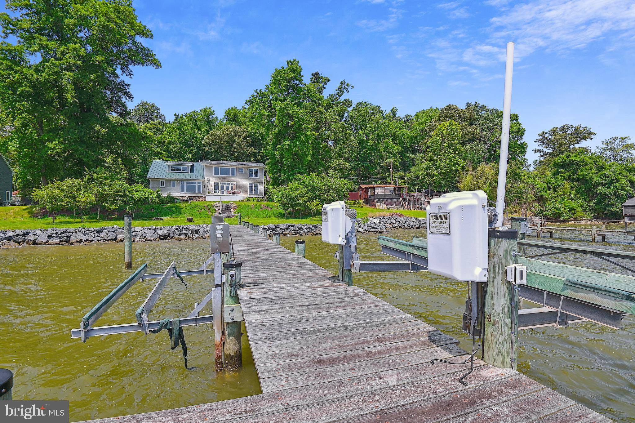 BARRISON POINT - Residential