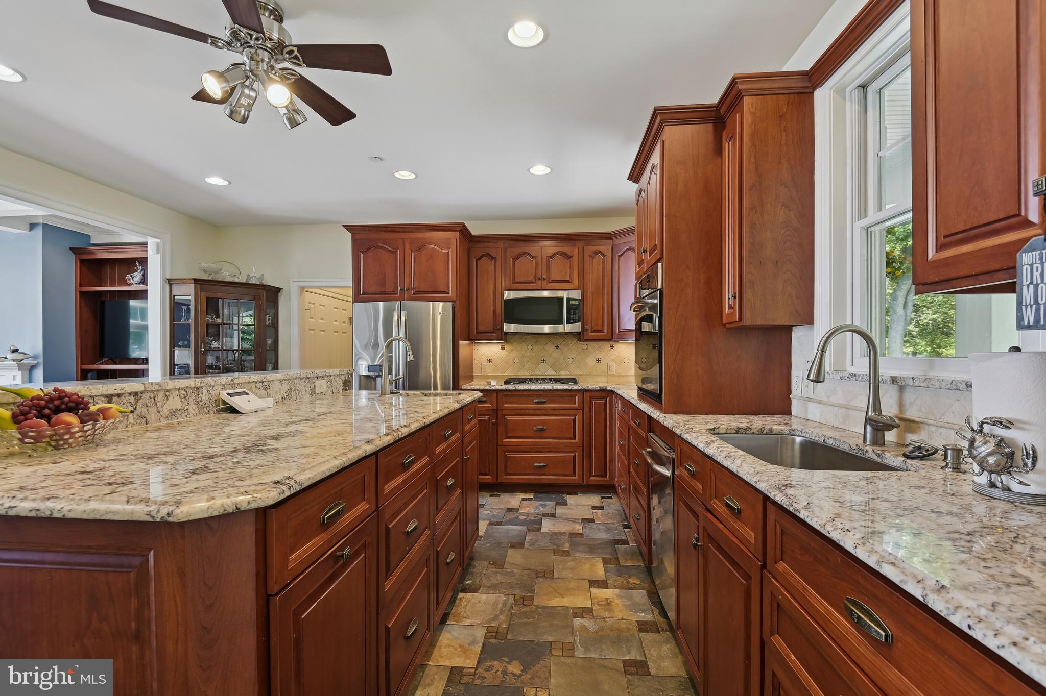 BARRISON POINT - Residential