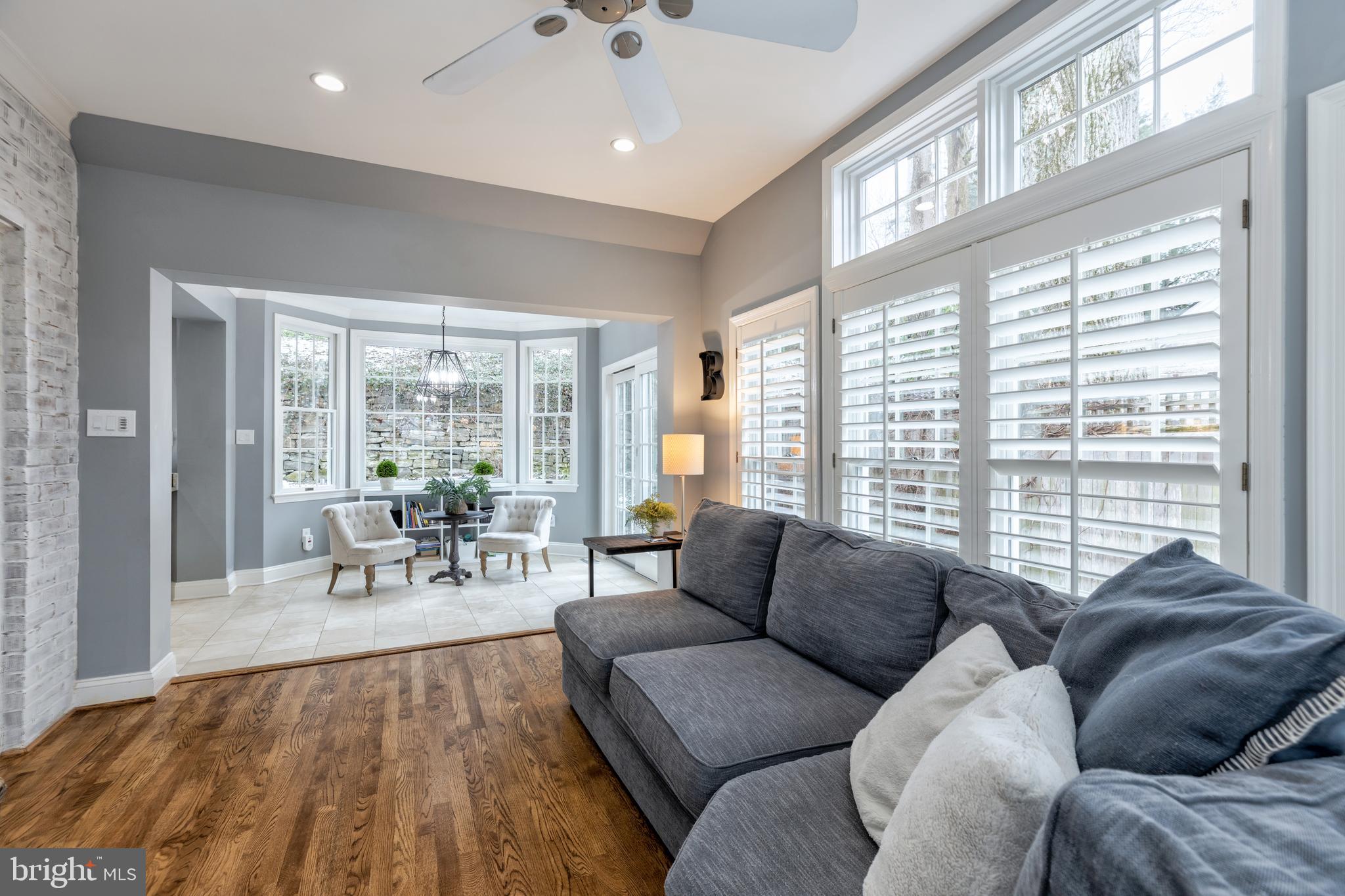 ROLLINGWOOD - Residential