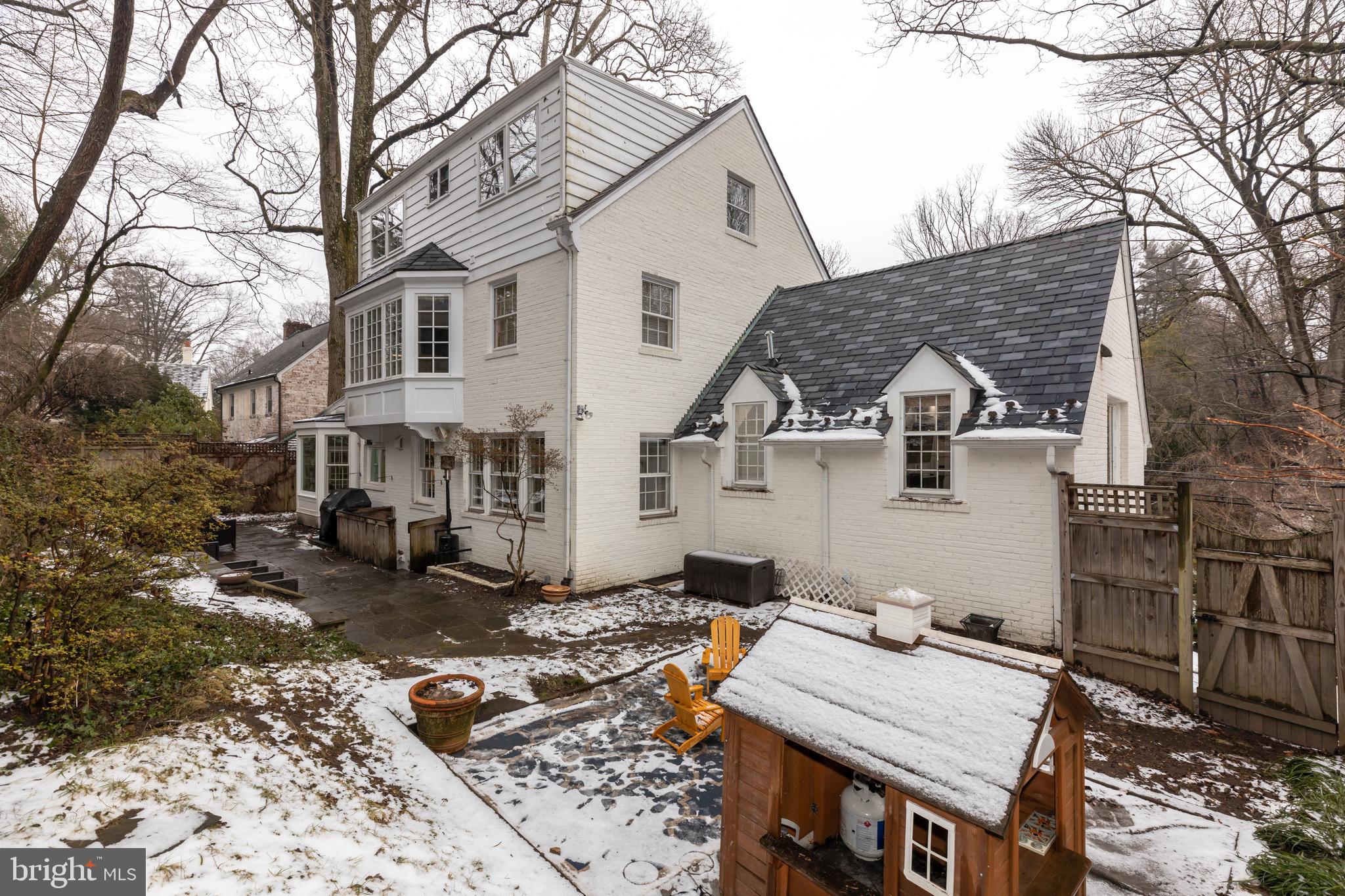 ROLLINGWOOD - Residential