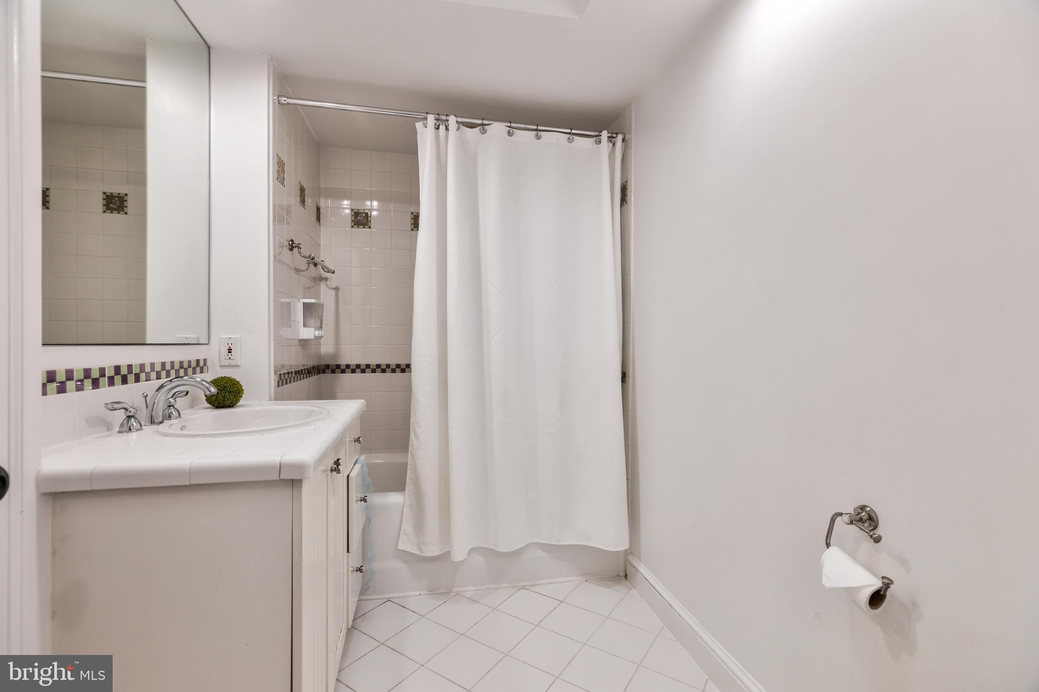 ROLLINGWOOD - Residential