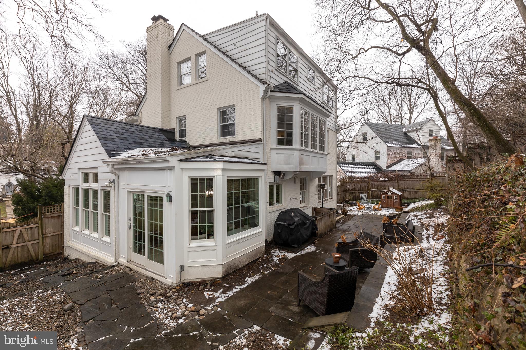 ROLLINGWOOD - Residential