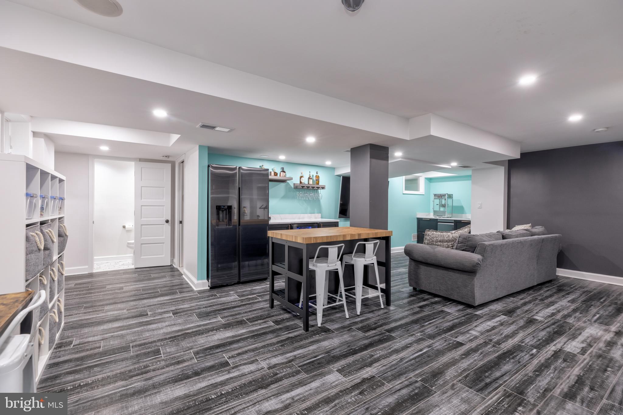 ROLLINGWOOD - Residential