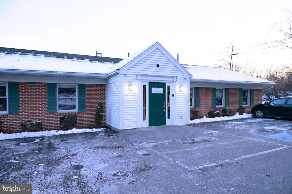 Photo of 40 N Kenhorst Boulevard, READING, PA 19607 (MLS # PABK2066308)