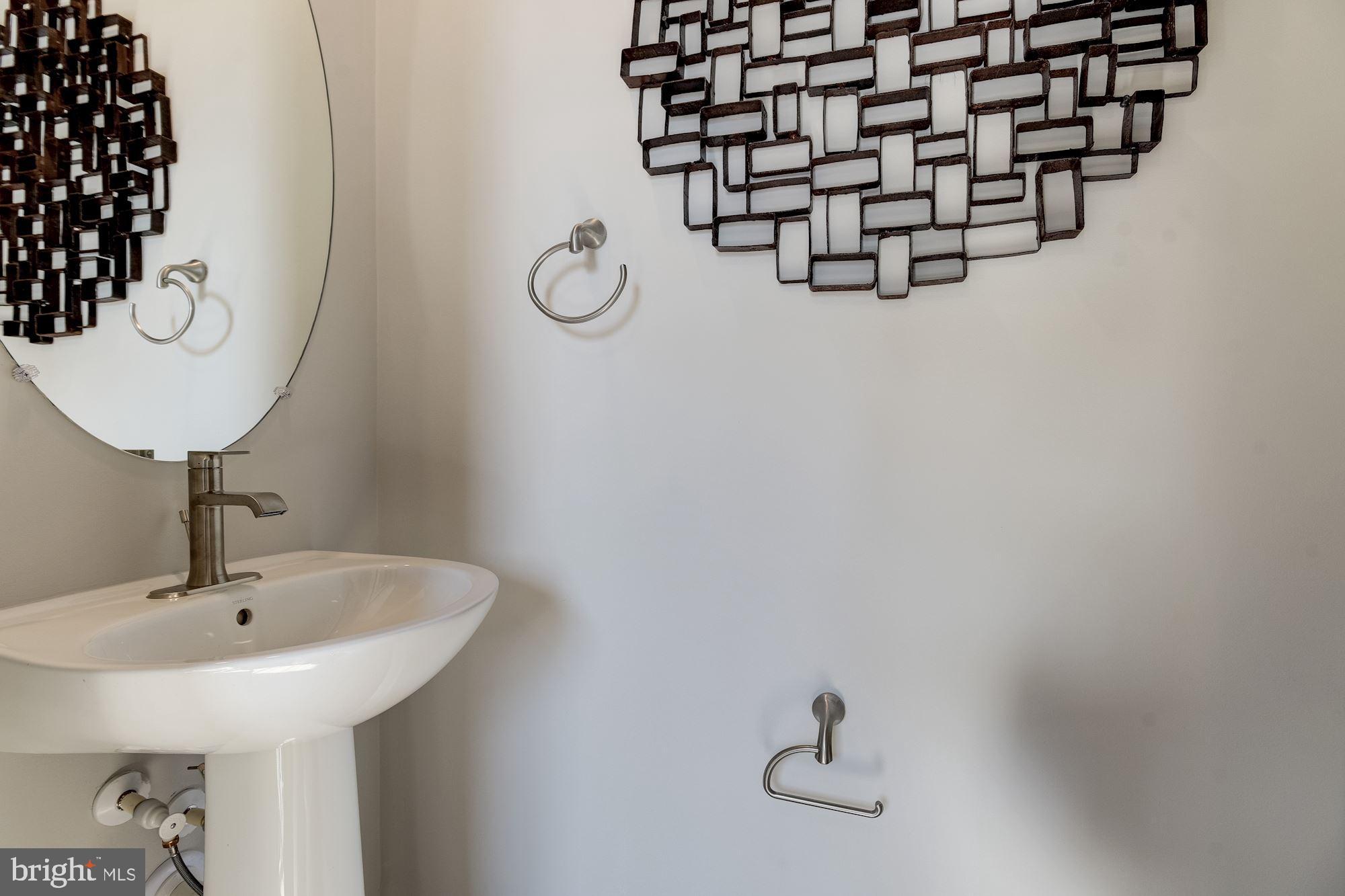 OXFORD SQUARE - Residential