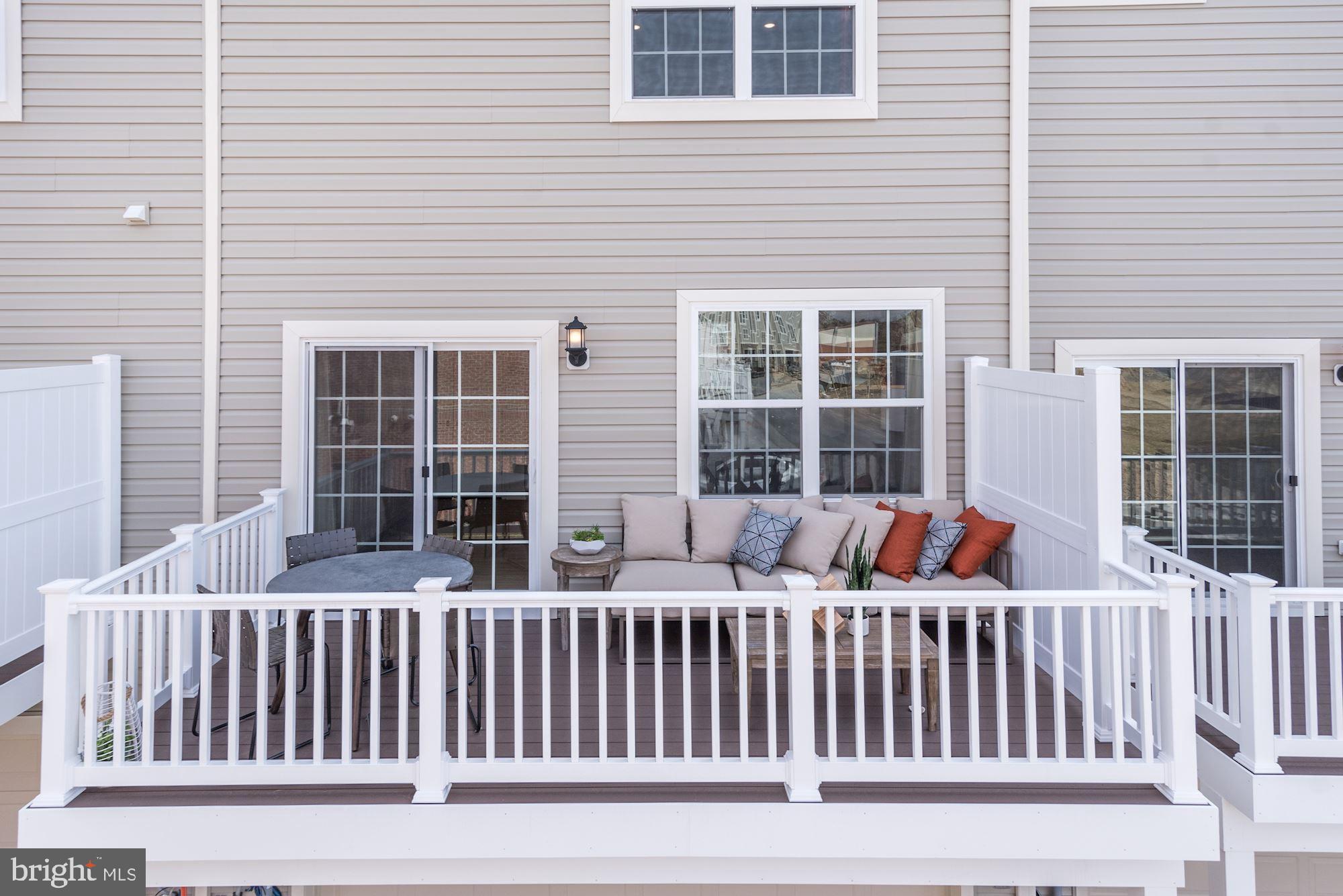 OXFORD SQUARE - Residential