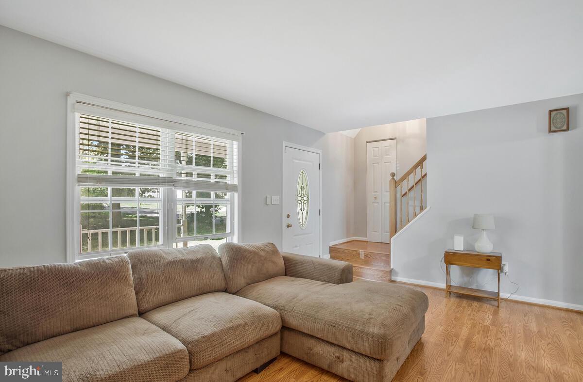 LONG BEACH - Residential