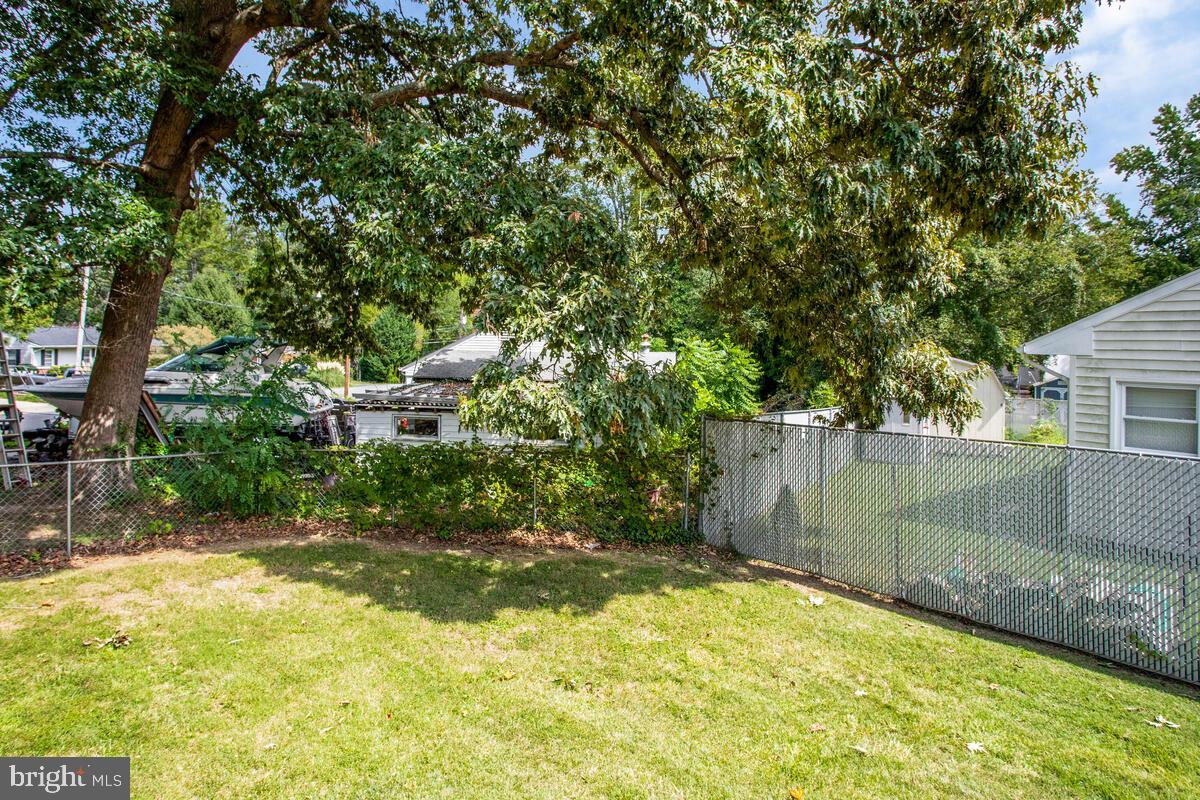 LONG BEACH - Residential