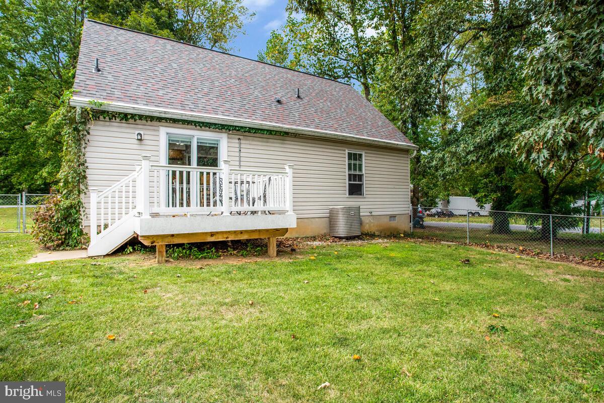 LONG BEACH - Residential