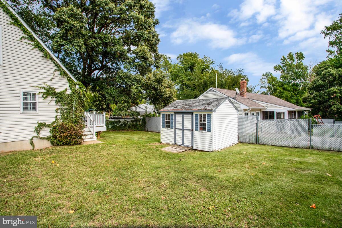 LONG BEACH - Residential