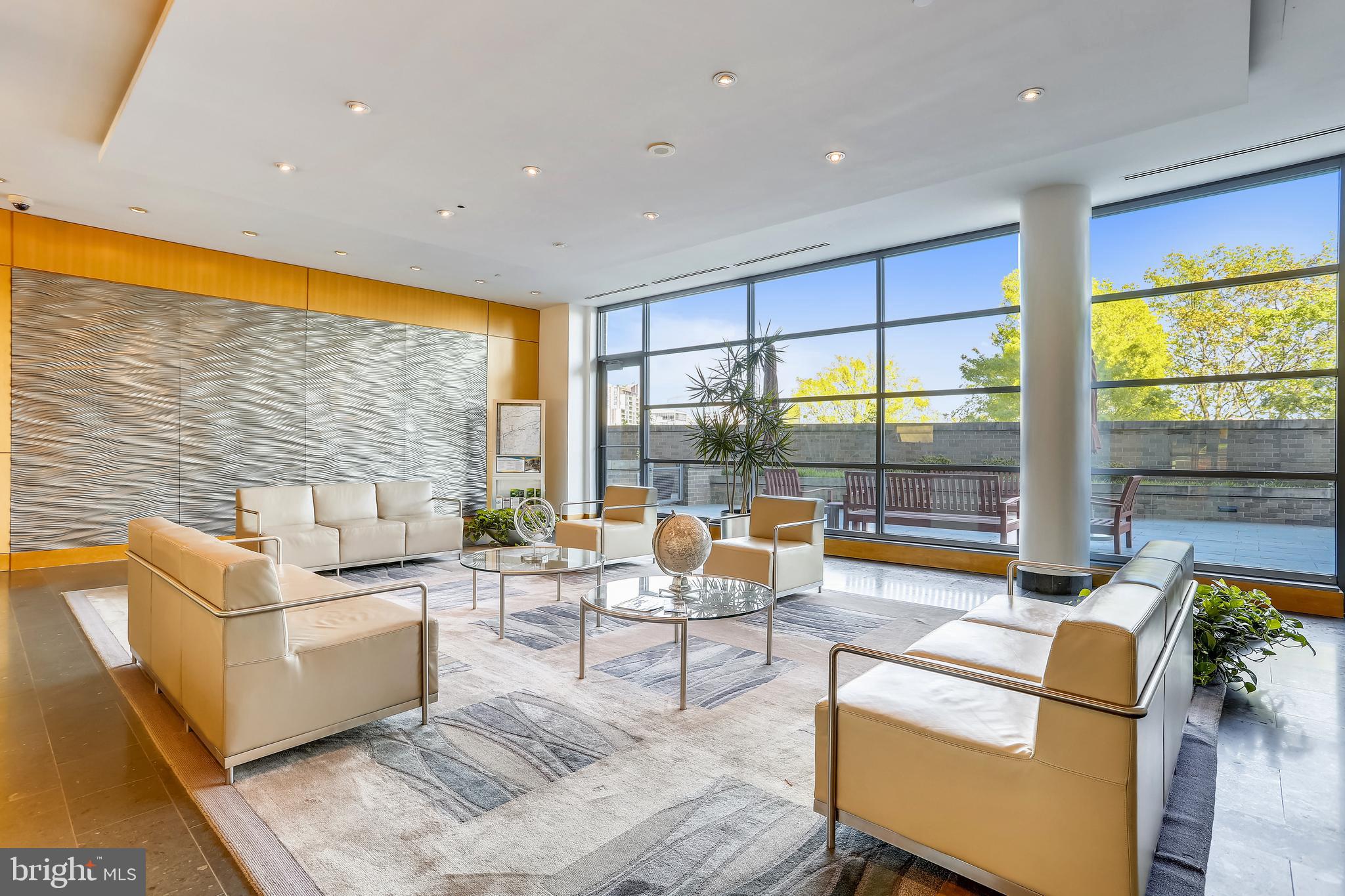 ODYSSEY - Residential Lease