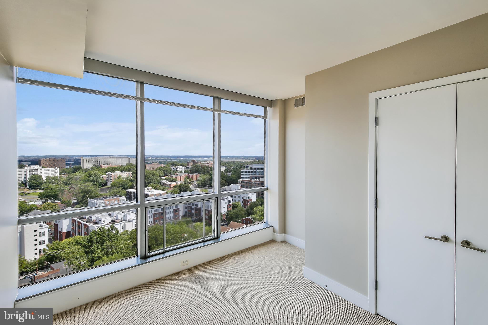 ODYSSEY - Residential Lease