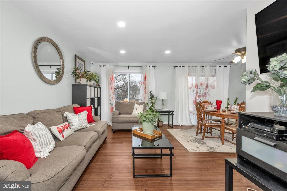 DISCOVERY - Residential